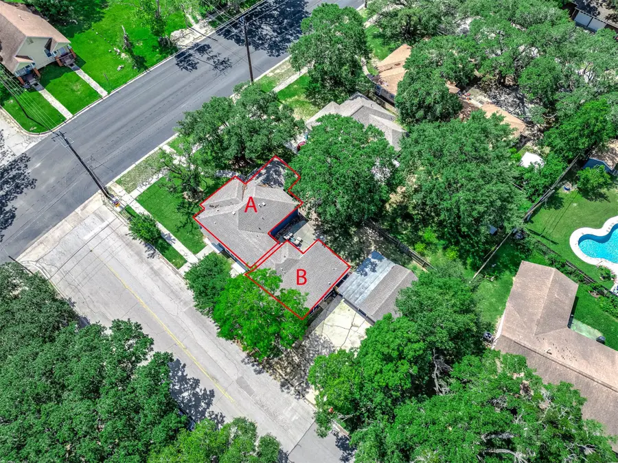 611 N Pruett Street, Baytown, TX 77520 - #2