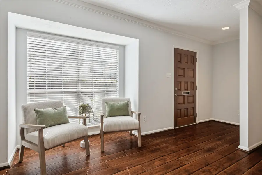 6462 Burgoyne Road, Houston, TX 77057 - Image #2