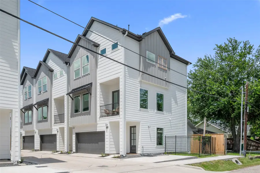 902 Kern Street #A, Houston, TX 77009 - #2
