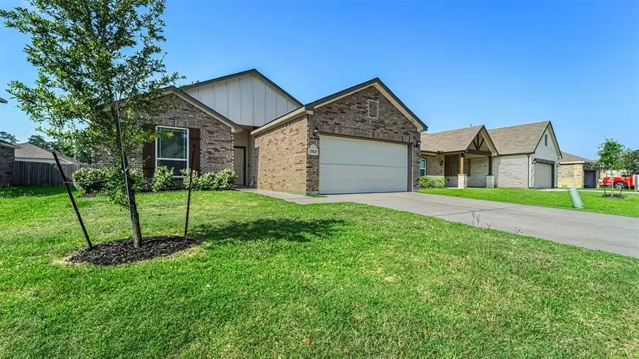 15020 Meadow Glen N, Conroe, TX 77306 - #2