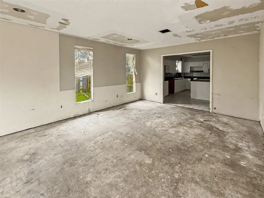 613 Center Way Street, Lake Jackson, TX 77566 - #3