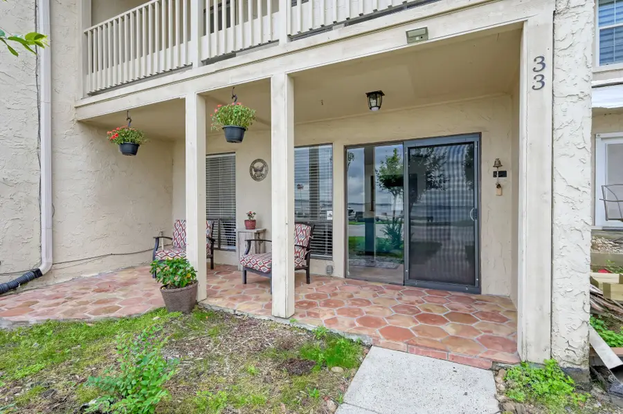 33 Regency Point, Conroe, TX 77356 - #3