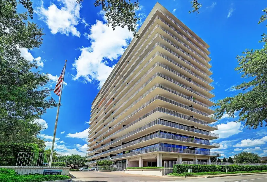 2200 Willowick Road #11C, Houston, TX 77027 - Image #2