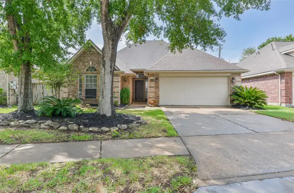 2529 Lakeside Landing, Seabrook, TX 77586