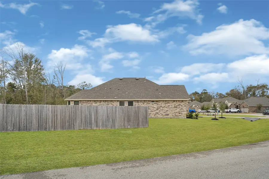 696 W Linnwood Drive, Woodbranch, TX 77357 - #2