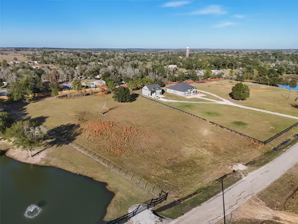 23300 Legacy Lane, Hempstead, TX 77445