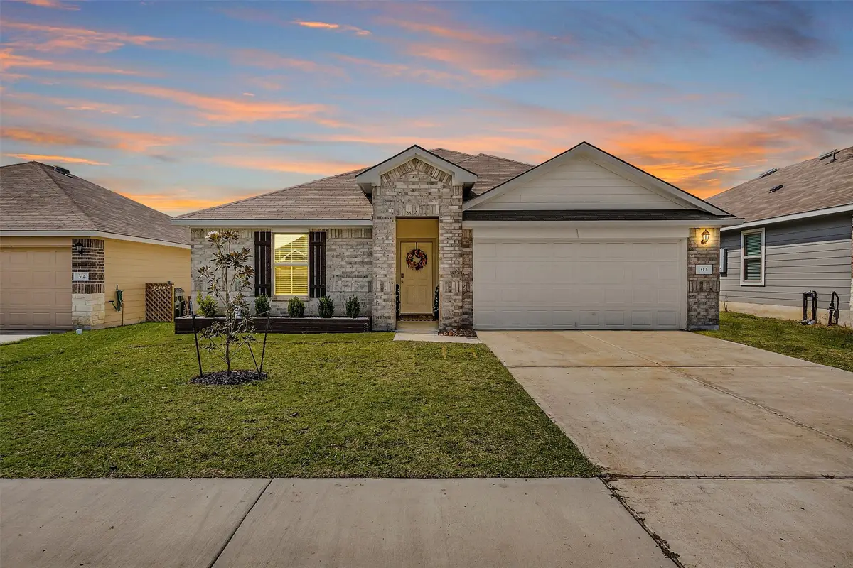 312 Pecos Drive, Huntsville, TX 77340 - #1