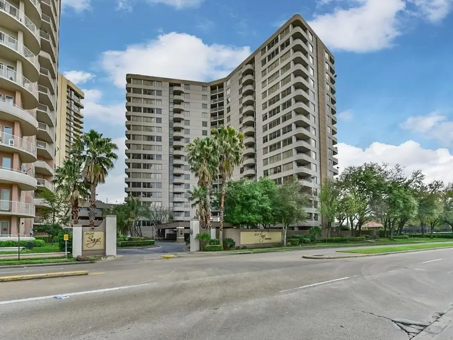 3525 Sage Road #704, Houston, TX 77056 - Image #3