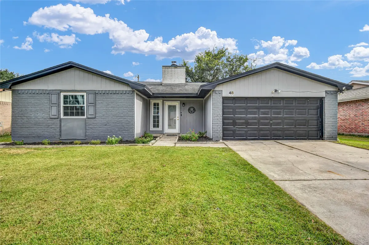 48 Ranch House Loop, Angleton, TX 77515 - #1