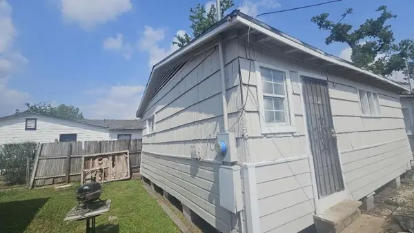 6909 Kittridge Street, Houston, TX 77028