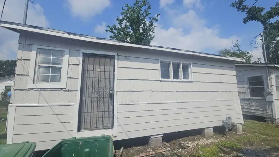 6909 Kittridge Street, Houston, TX 77028 - Image #2