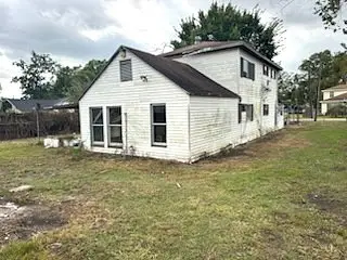 207 S 5th Street, Highlands, TX 77562 - Image #2