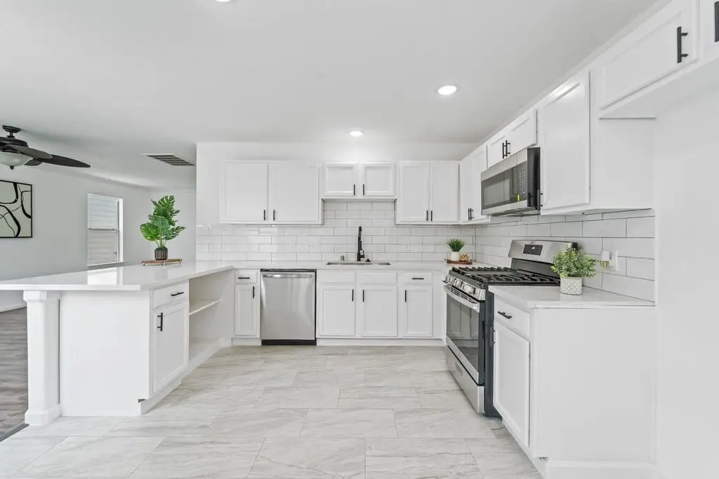 6310 Mountain Pines Lane, Katy, TX 77449 - Image #1