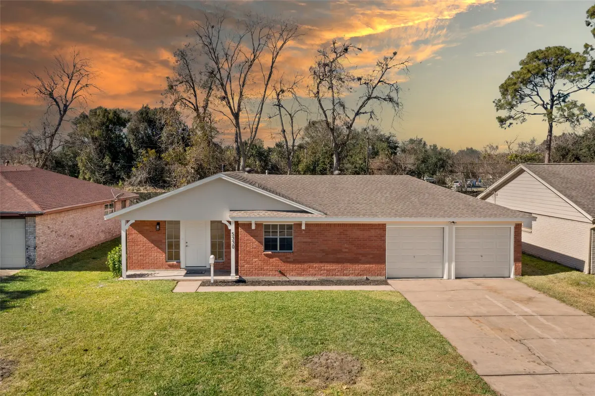 5330 Royal Oak Drive, Texas City, TX 77591 - Image #1