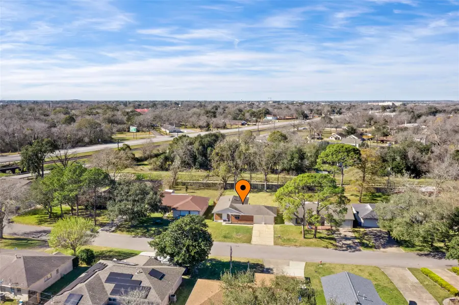 5330 Royal Oak Drive, Texas City, TX 77591 - Image #3