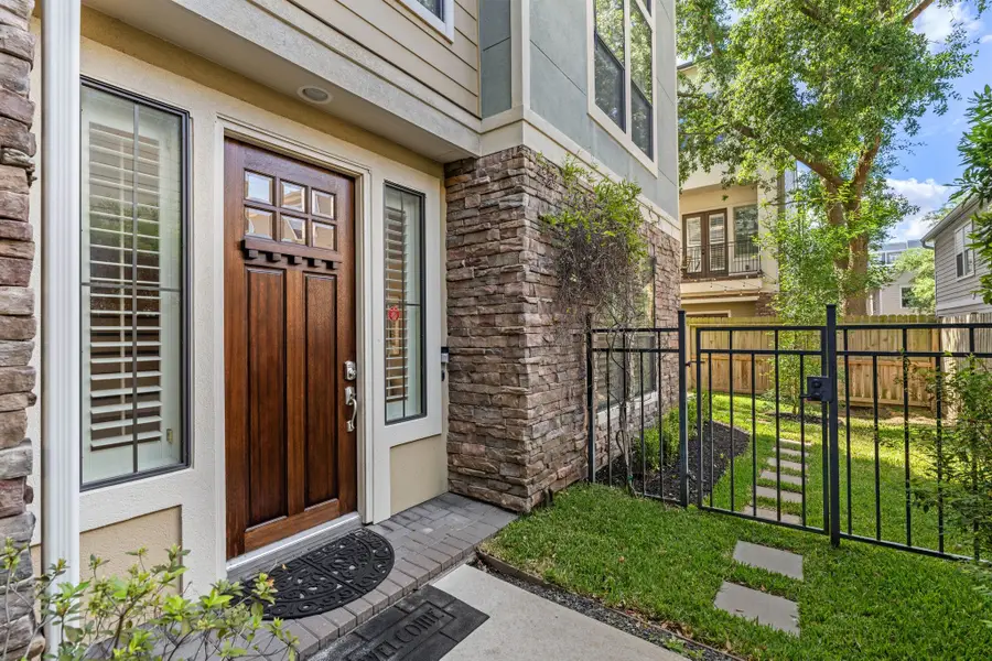 1118 W 25th Street, Houston, TX 77008 - #2