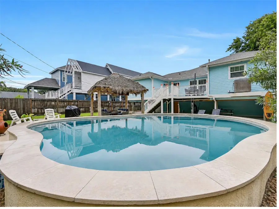 3807 Avenue R, Galveston, TX 77550 - #3