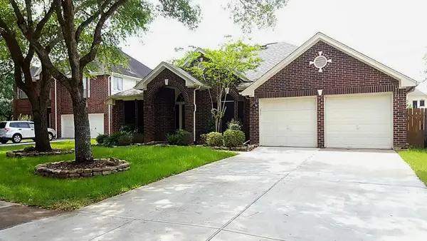 4506 Springfield Lakes Street, Sugar Land, TX 77479