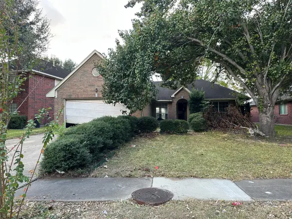 1310 Village Court Boulevard, Rosenberg, TX 77471