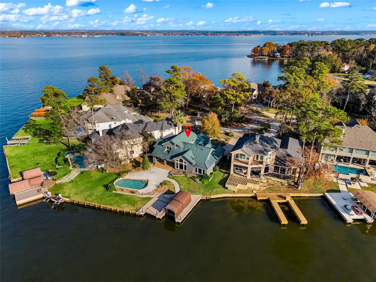 140 Fairwater Drive, Montgomery, TX 77356 - Image #1