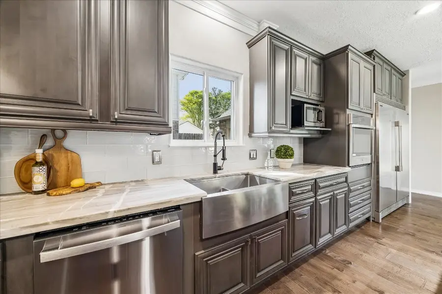 1030 Crossroads Drive, Houston, TX 77079 - #3