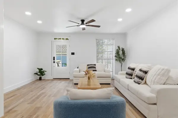 811 Lovett Boulevard #21, Houston, TX 77006