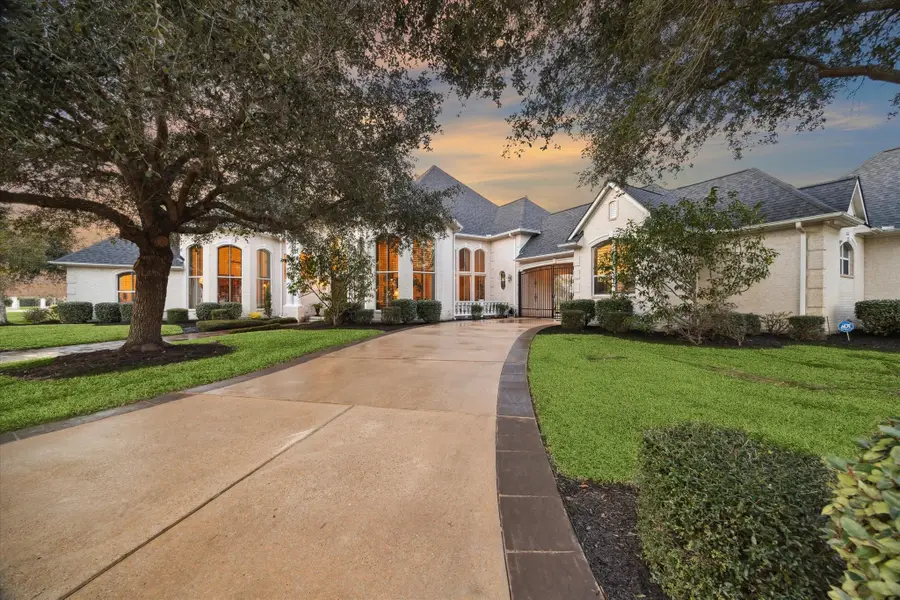 7843 Lakebrook Drive, Missouri City, TX 77459 - Image #3