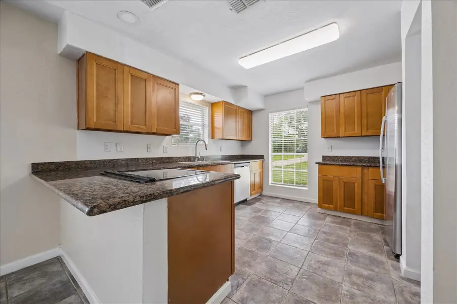 316 Rabbit Trail, Lake Jackson, TX 77566 - #3