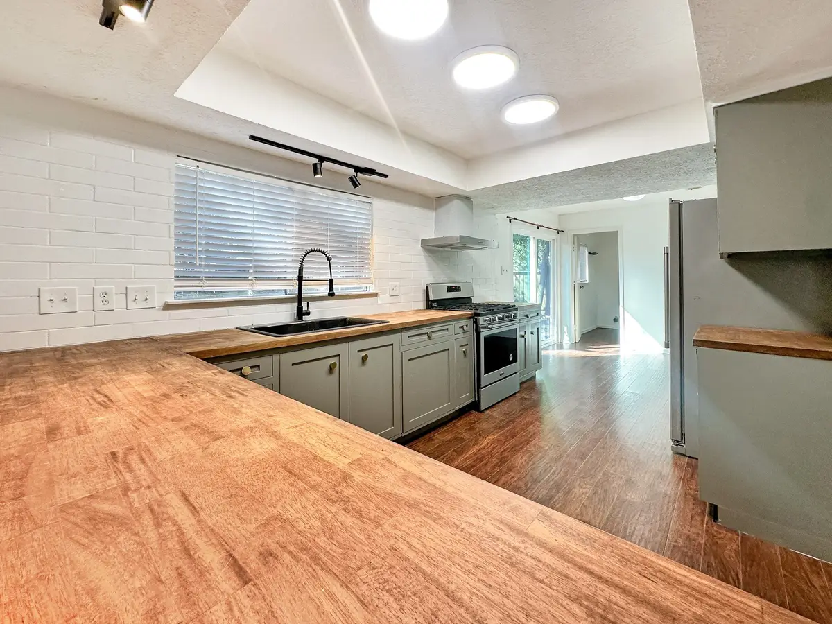 3230 Beaver Glen Drive, Houston, TX 77339 - Image #1