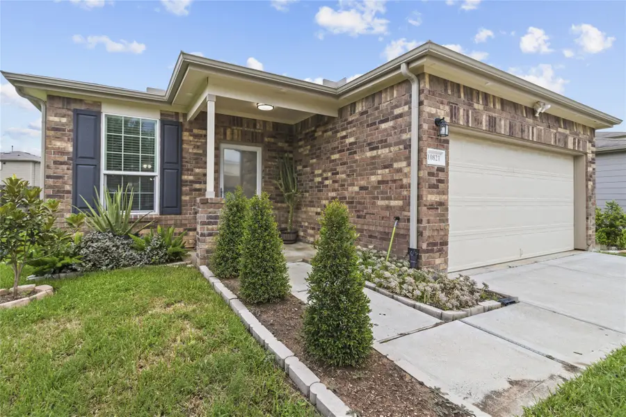 10821 Forbes Brook Drive, Houston, TX 77075 - #2