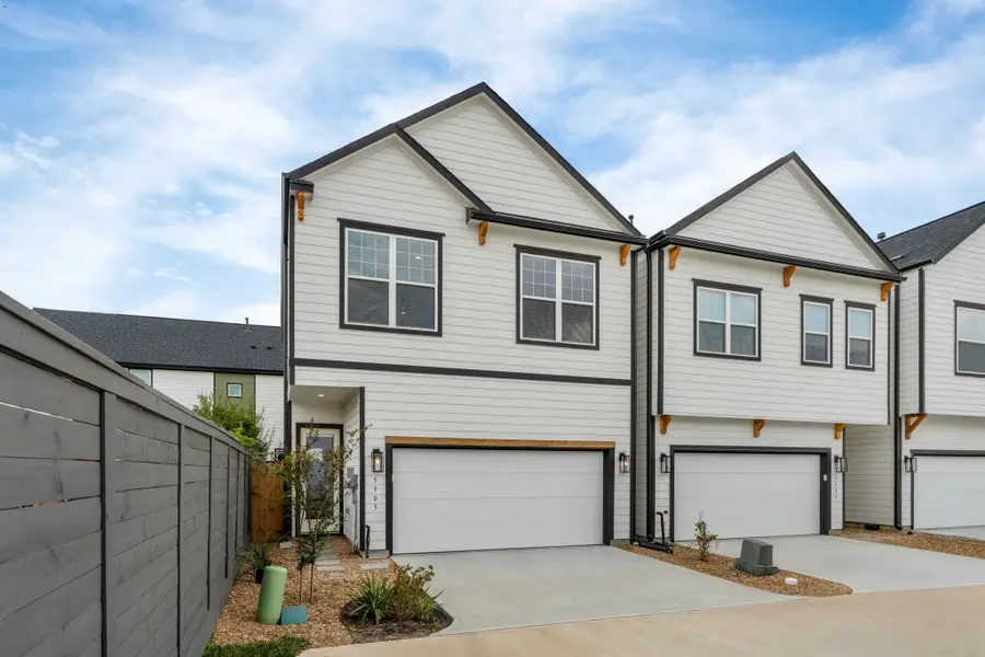 5903 Wheatley Hollow Lane, Houston, TX 77091 - Image #3