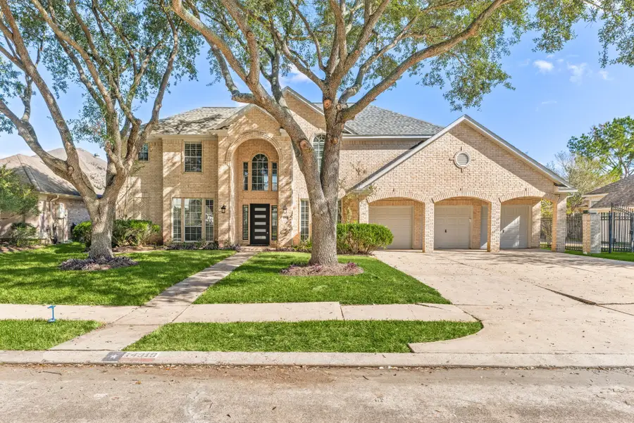 14910 Lake Woodbridge Court, Sugar Land, TX 77498 - #3