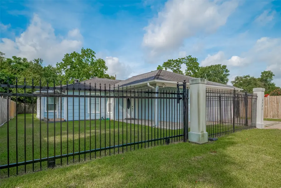 3930 Daphne Street, Houston, TX 77021 - #3