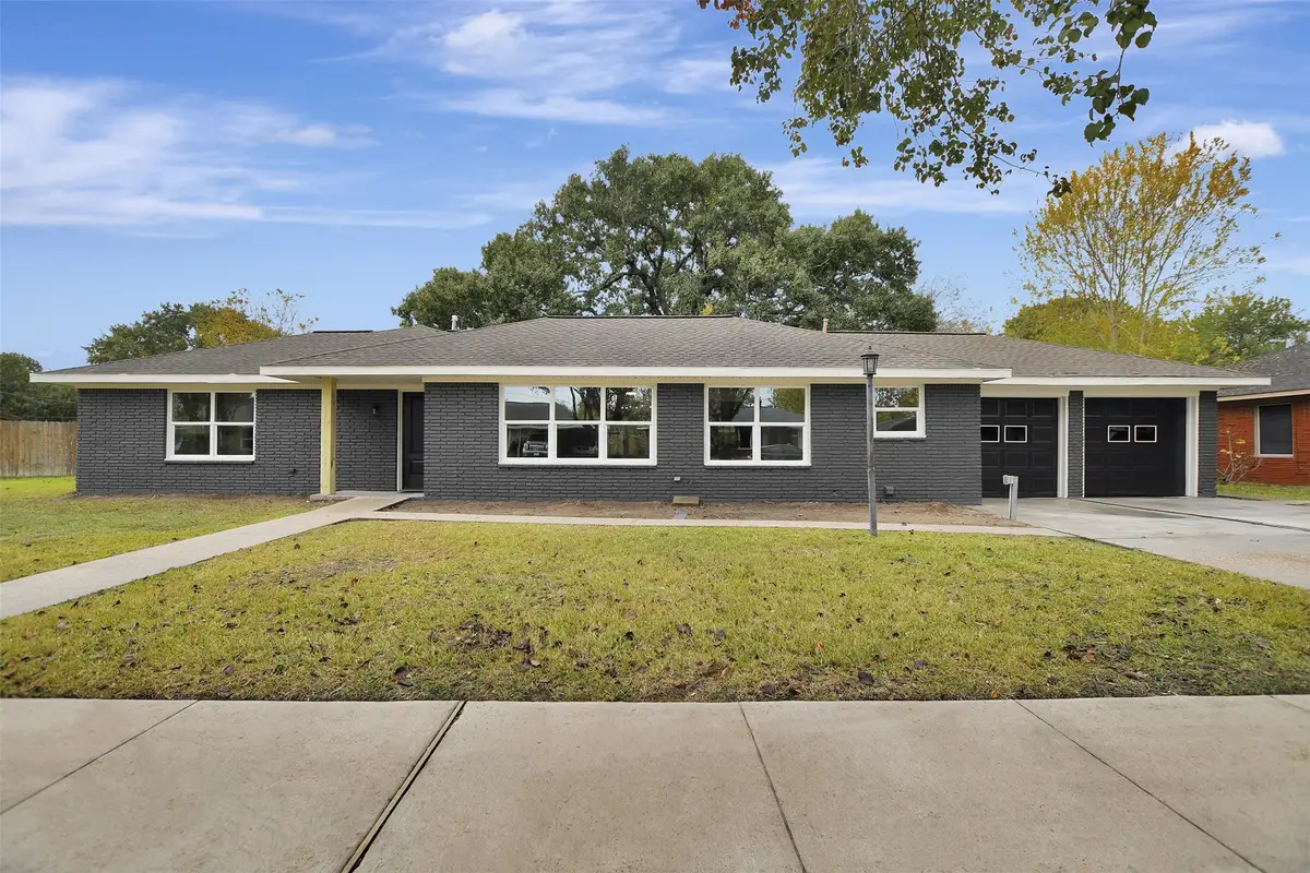 1914 Monroe Drive, Pasadena, TX 77502 - Image #1