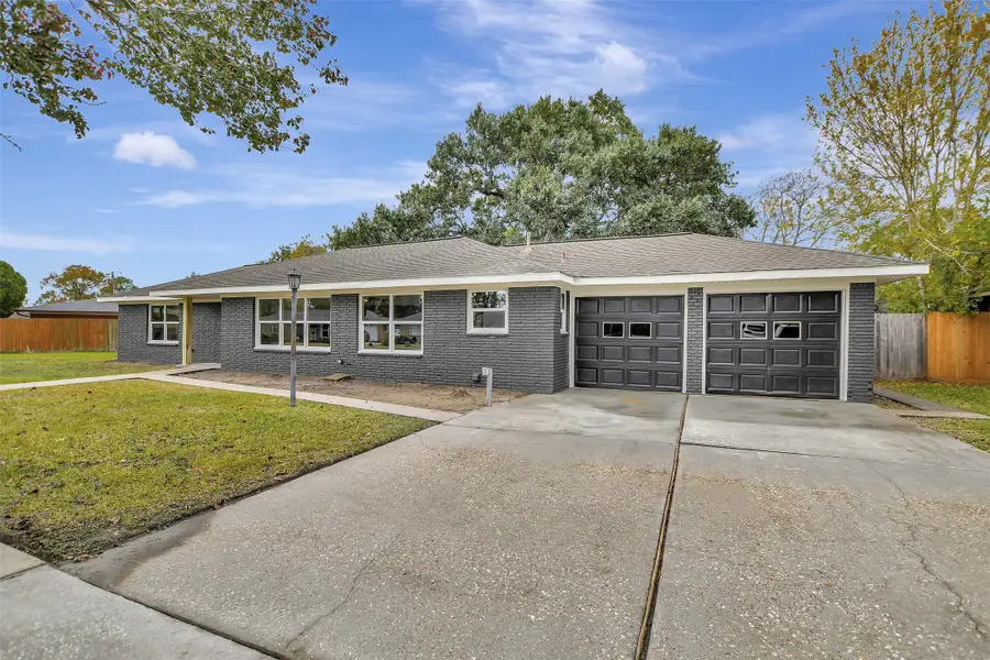 1914 Monroe Drive, Pasadena, TX 77502 - Image #3