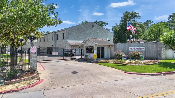 17659 Red Oak Drive #7659, Houston, TX 77090