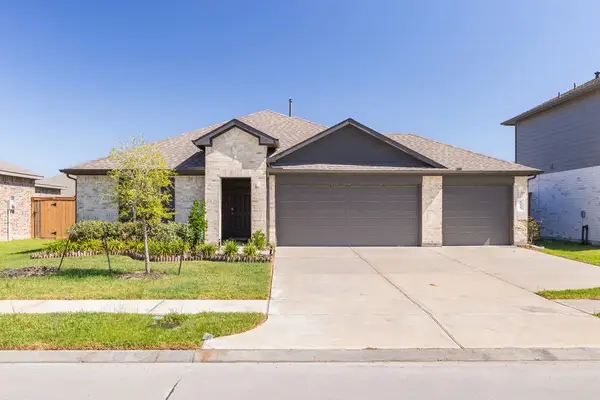 933 Neches Lane, Dayton, TX 77535