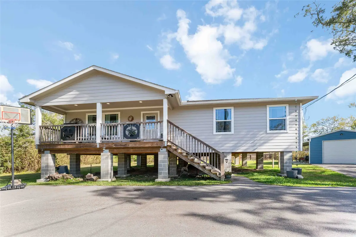 2615 Commerce Drive, Liverpool, TX 77577 - Image #1