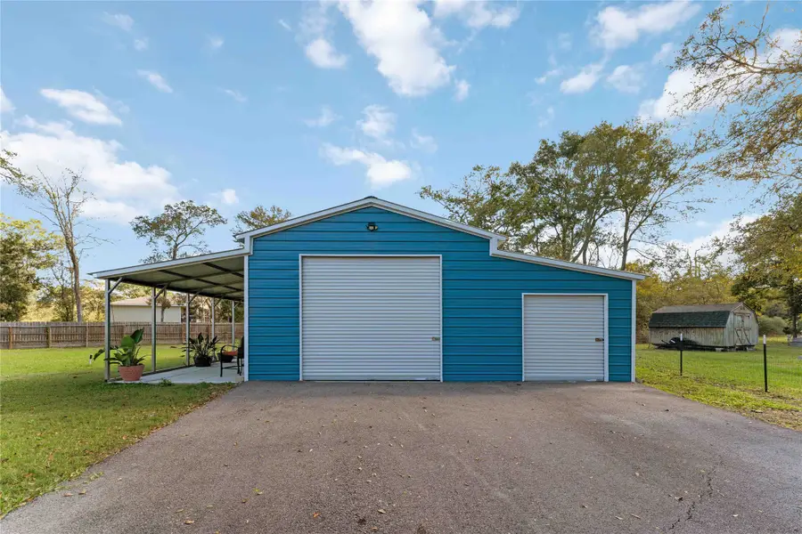 2615 Commerce Drive, Liverpool, TX 77577 - Image #3