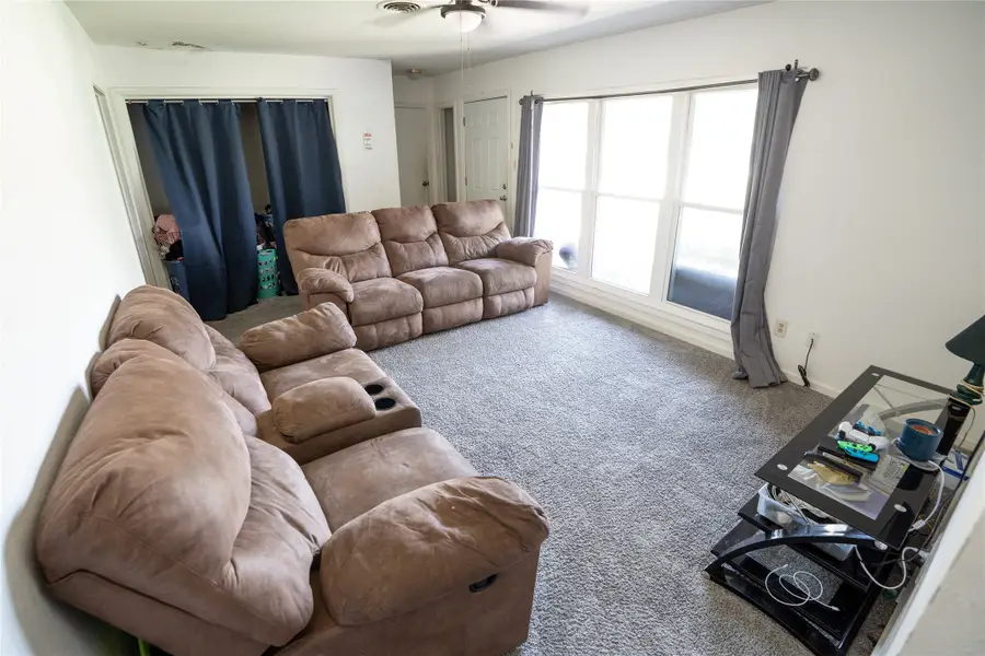 316 Carnation Street, Lake Jackson, TX 77566 - #3