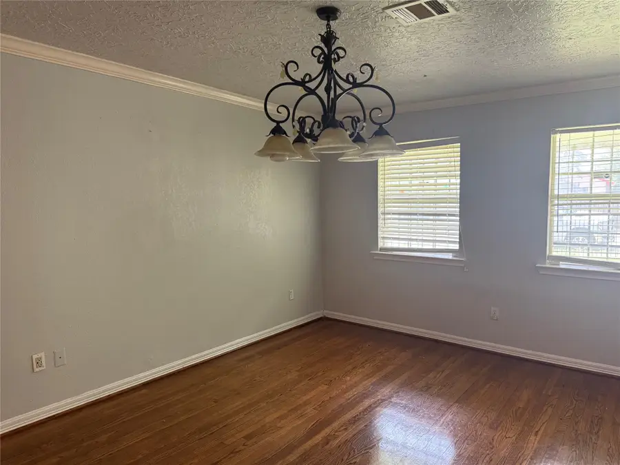5651 Lyndhurst Drive, Houston, TX 77033 - #3