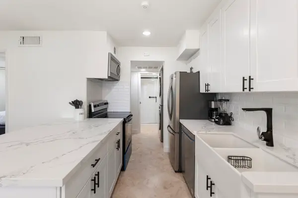 2750 Holly Hall Street #1111, Houston, TX 77054