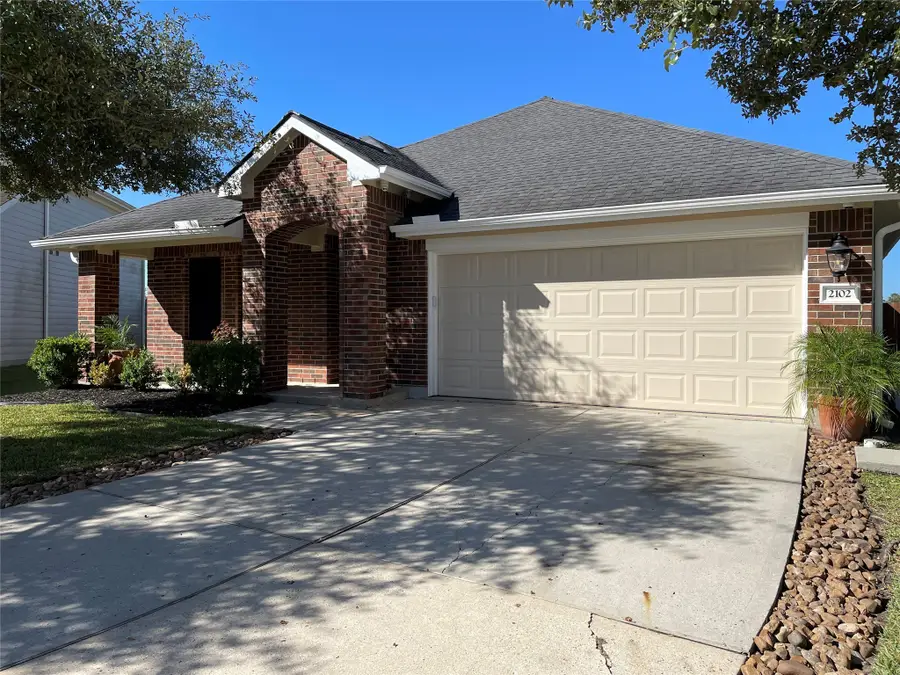 2102 Pickwick Pines Dr Court, Humble, TX 77396 - Image #2