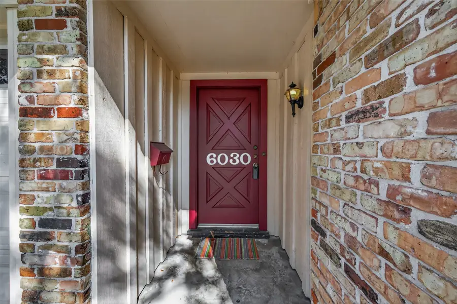 6030 Benning Drive, Houston, TX 77096 - Image #2