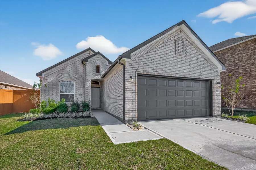 2220 Manila Lane, Texas City, TX 77568 - #2