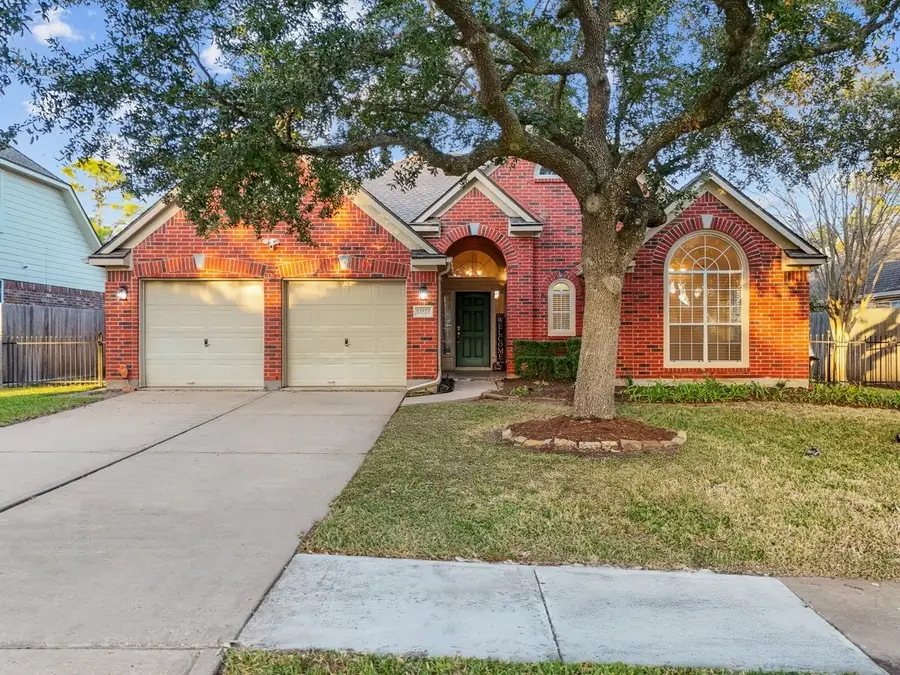 13523 Heron Field Court, Houston, TX 77059 - Image #2