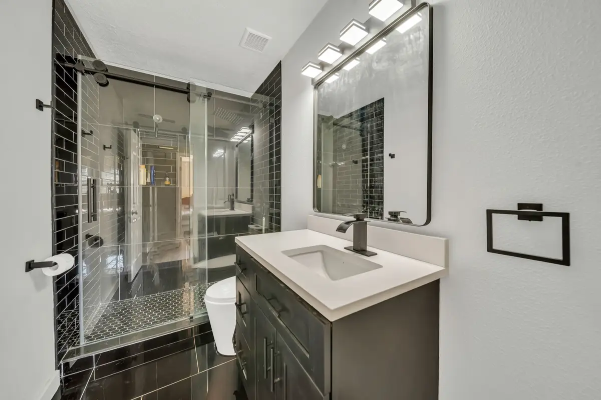 101 Lincoln Cedar Drive, Baytown, TX 77523 - #1