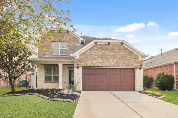 11 Canterborough Place, Tomball, TX 77375