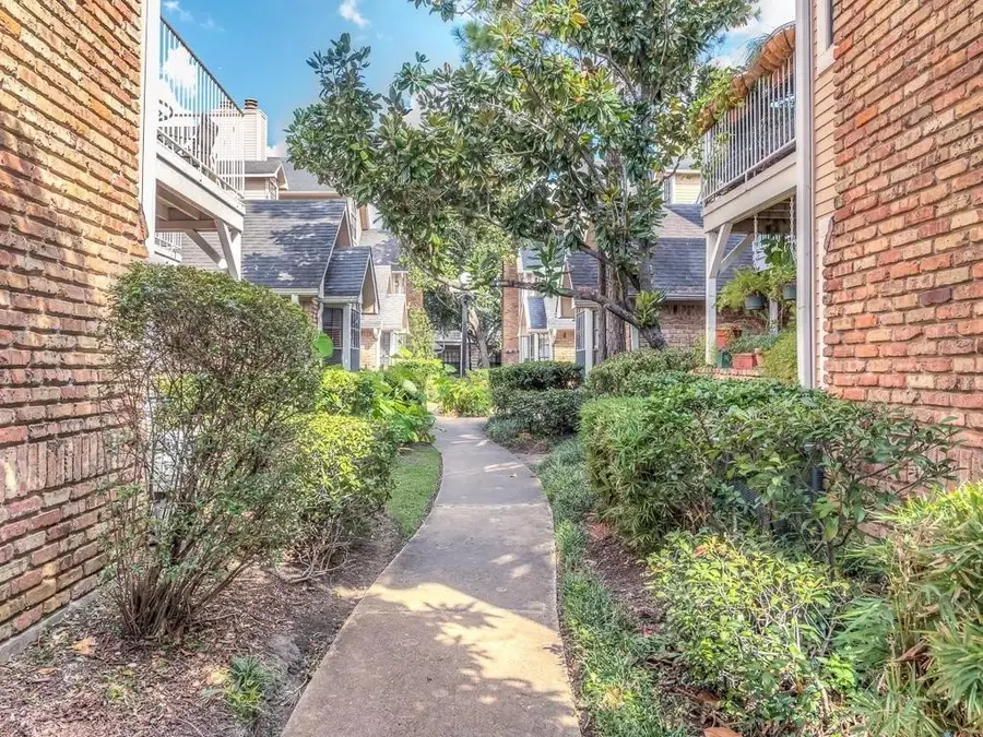 2300 Old Spanish Trail #2120, Houston, TX 77054 - #2