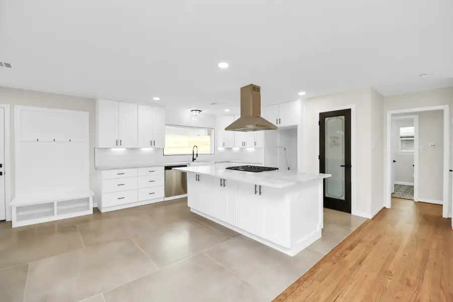 4238 T C Jester Boulevard, Houston, TX 77018 - #3